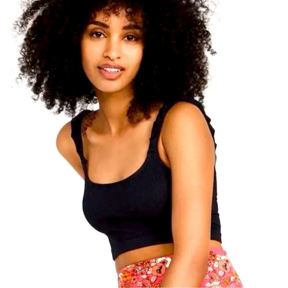 NWT!SOLD OUT ONLINE! Free People Movement Free Throw Fashion Cami in black XS/S